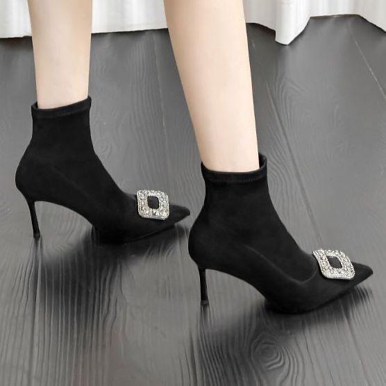 Kurze elastische Stiefel Damenmode Skinny Spitze Saison Feiner Absatz Einzelne Stiefel Sockenstiefel Dating