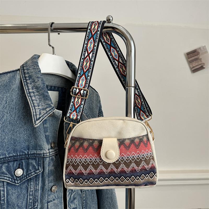 Ethnic Style Fashion Shoulder Bag 2024 Spring New Simple Large Retro Single Shoulder Slant Small Square Bag Blue