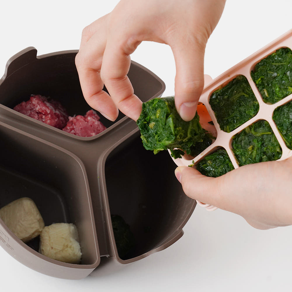 Atti Rabbit Easy Release Baby Food Cube Multi Silicone Storage Container 6 Cavity / 12 Cavity Set