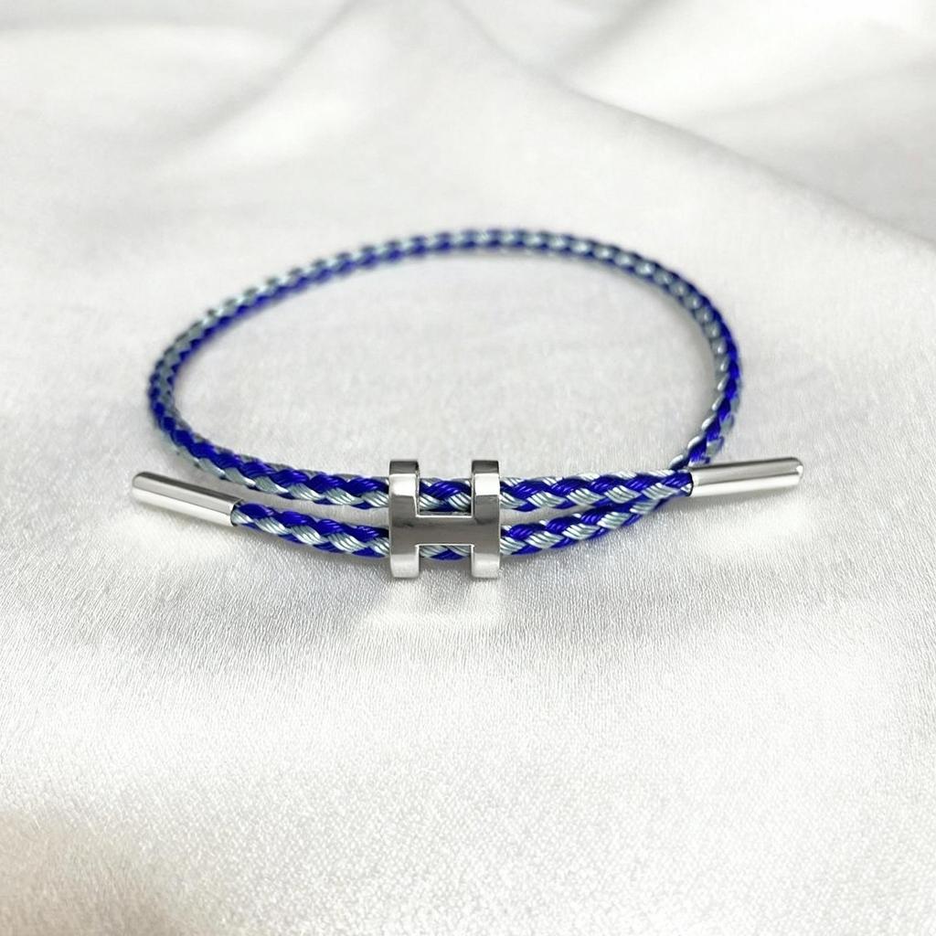 Brățară Reglabilă din Oțel Titan cu Cataramă în Formă de I Transfrontalieră, Finisaj Aur Dur 3D Rezistent la Decolorare, Design Rezistent la Apă și Transpirație