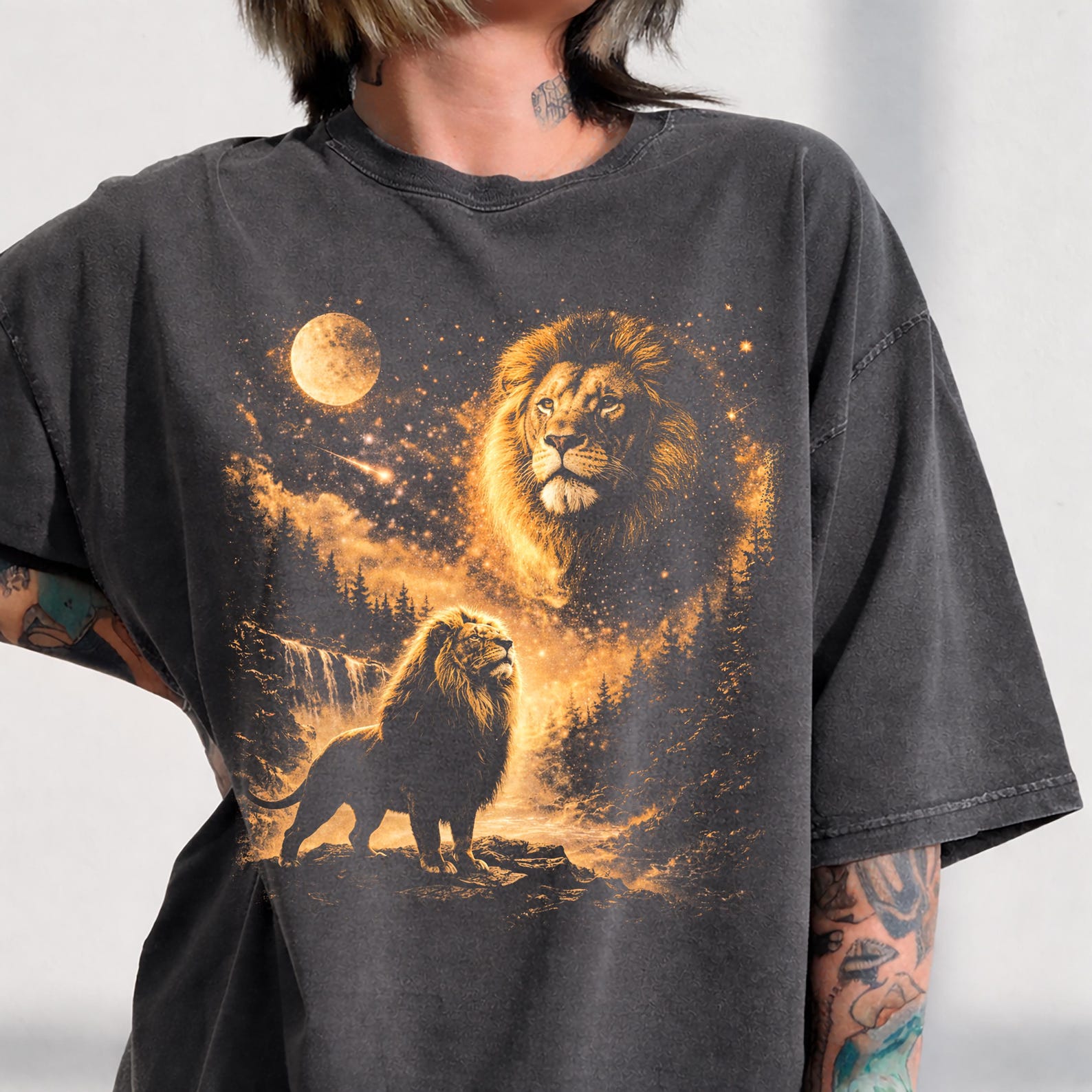 Lion Howling Moon Comfort Colors Shirt, Vintage Safari Graphic Tee 3XL