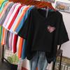 T-shirt a maniche corte, Ampia, Top V-neck stampato snellente per donna