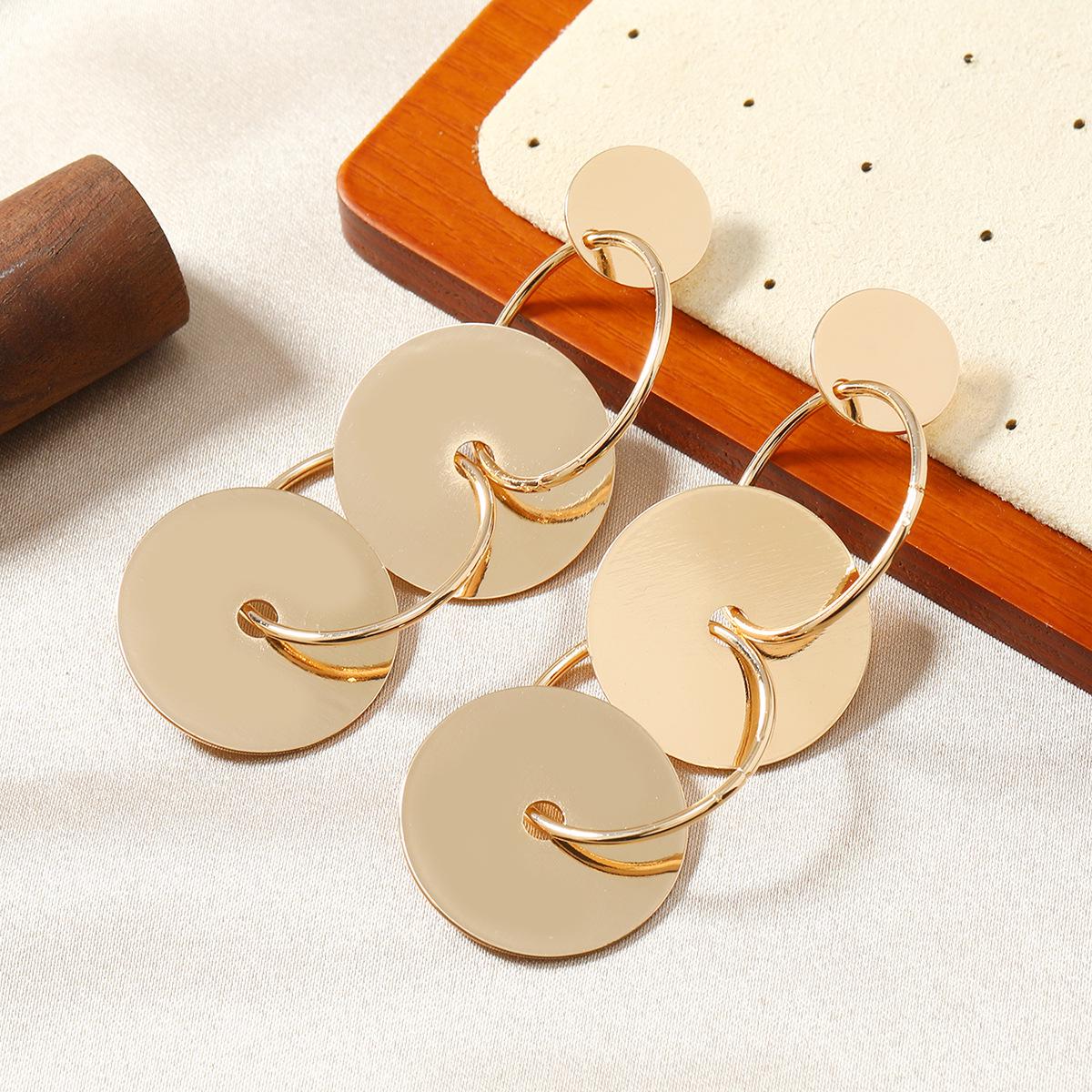 Elegant French Retro Floral Earrings – Versatile Korean Style for Weddings and Special Occasions
