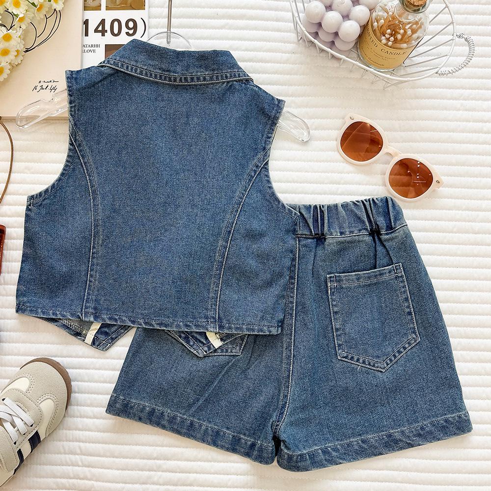 2026 Koreanischer Stil Mädchen Ärmelloses Jeans-Oberteil & Shorts Set – Trendiges Sommer-Outfit