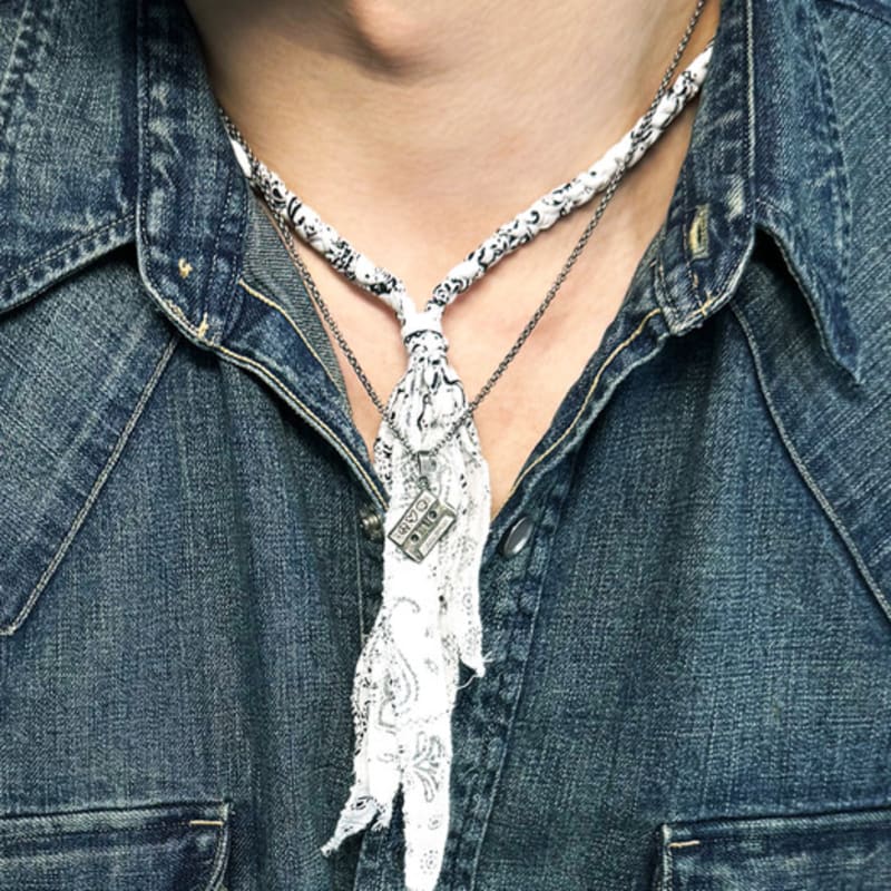 S SY [hand Made] Paisley Bandana Knot Necklace White