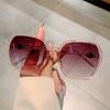 Stylish Design Gradient Shades Fashion Square Women's Sun Glasses Oversize Decoration Sunglasses for Travelling Driving