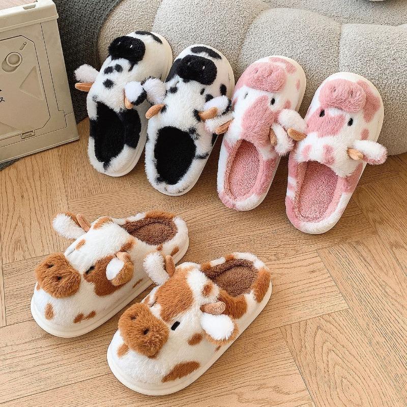 Fashion Women's Plush Slippers Winter Warm Cartoon Cow Slippers Closed Toe Non Slip Furry House Shoes Women Indoor Bedroom Slippers
