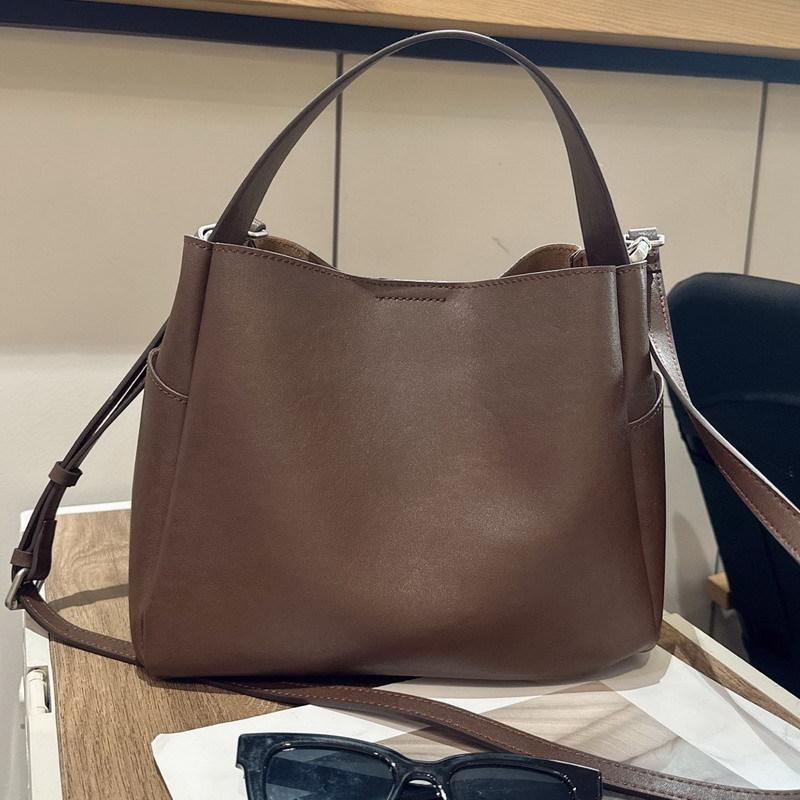 New cowhide leather premium feeling bucket bag tote bag underarm bag shoulder crossbody handbag bag women's bag