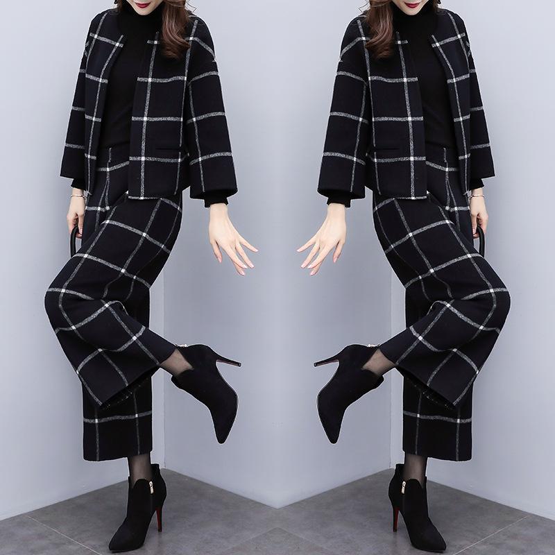 2025 New Women's Autumn and Winter Two-piece Trousers Plaid Woolen Short Coat Wide-leg Pants Casual Fashion Suit Female Trend