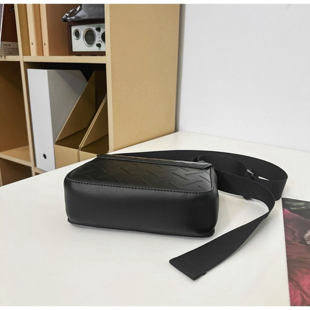 Solid Color Men's Crossbody Bag Harajuku Messenger Bag Portable Men's Shoulder Bag Male