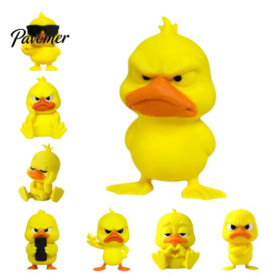 Lustige Auto-Armaturenbrett-Dekoration 3D-gedruckte gelbe Entenfigurine, Statue mit lebendigen Ausdrücken, Schreibtisch-Ornament für das Büro, niedliche Miniatur-Ornamente