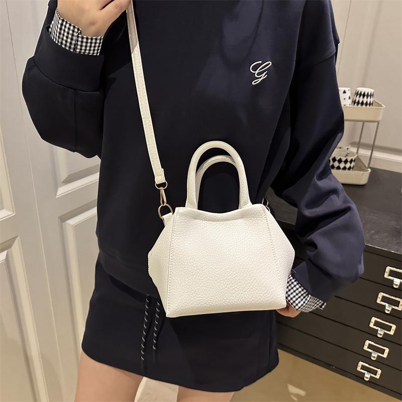 Women Premium Simple Versatile Commuter Single Shoulder Crossbody Handbag