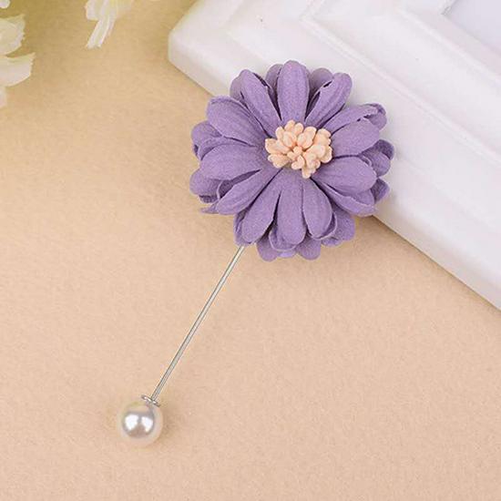 Elegante Perlen-Strass-Brosche: Damen Exquisite Brosche im Stil kleiner Duft und Seidentuch-Schnalle