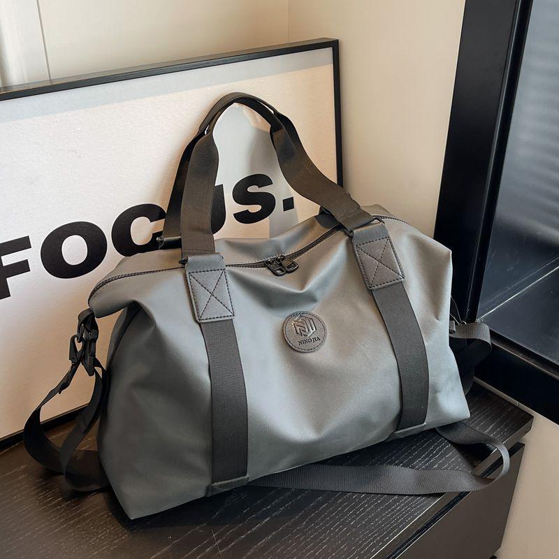 Women's 2025 Lightweight Large-Capacity Travel Fitness Handbag