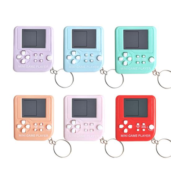 Retro Game Console Design Cartoon Vintage Key Chain LCD Screen Quick Response Entertainment