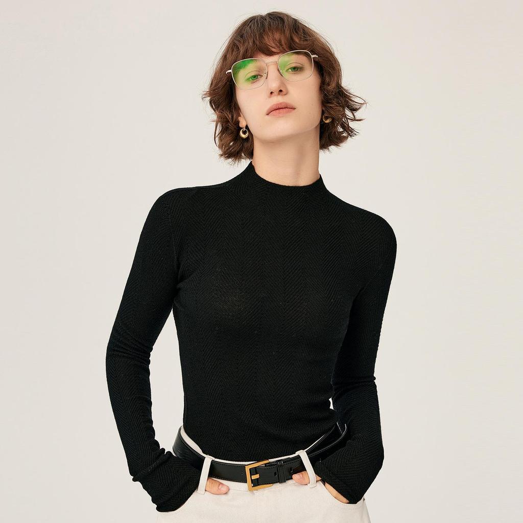 Women's Slim-Fit Long-Sleeve High-Collar Fine-Spun 100% Wool Base Layer Top