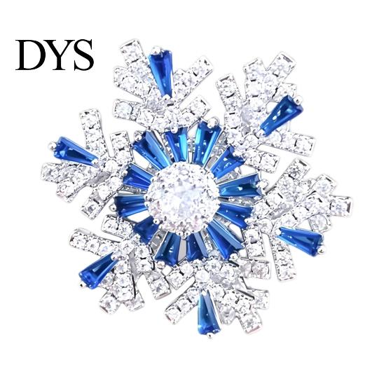 Sparkling Snowflake Brooches Brooch Pin for Women, Rhinestone Alloy Lapel Women Formal Pins Pin, Decorative Accessory Coats Sweaters Suits Dresses
