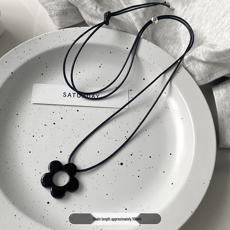 Korean Heart Comb Black Drawstring Necklace - Women's Fashion Choker Chain