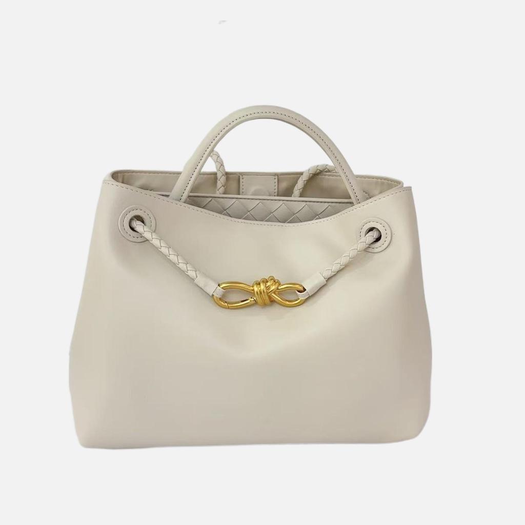 2025 Kabelka z pravé kůže: Vysoce kvalitní hovězí kůže, kovová provazová přezka, všestranná taška přes rameno