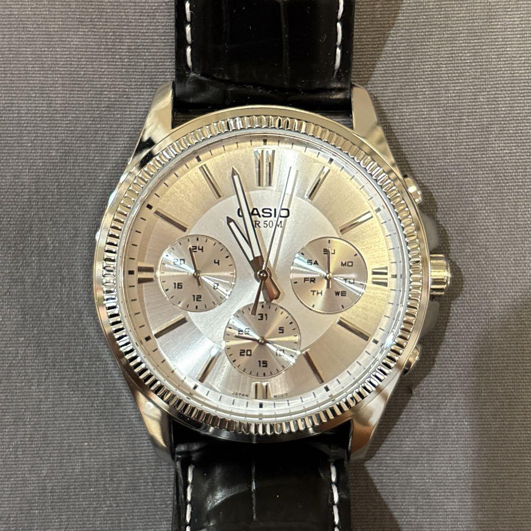 

[USED] Almost working, rare CASIO MTP-1375, 50m water resistant, not sold in Japan