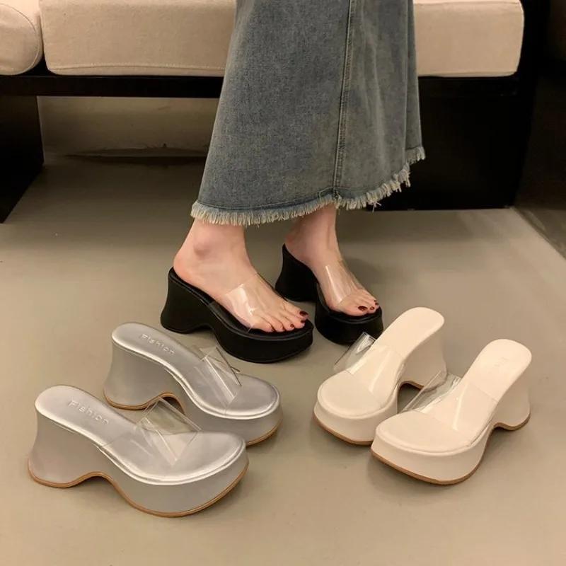 Fashion 2025 New Slipper Platform Women's High Heels in Wedge Shape Women's Beach Sliding Rubber Slippers Summer Fashion Slippers