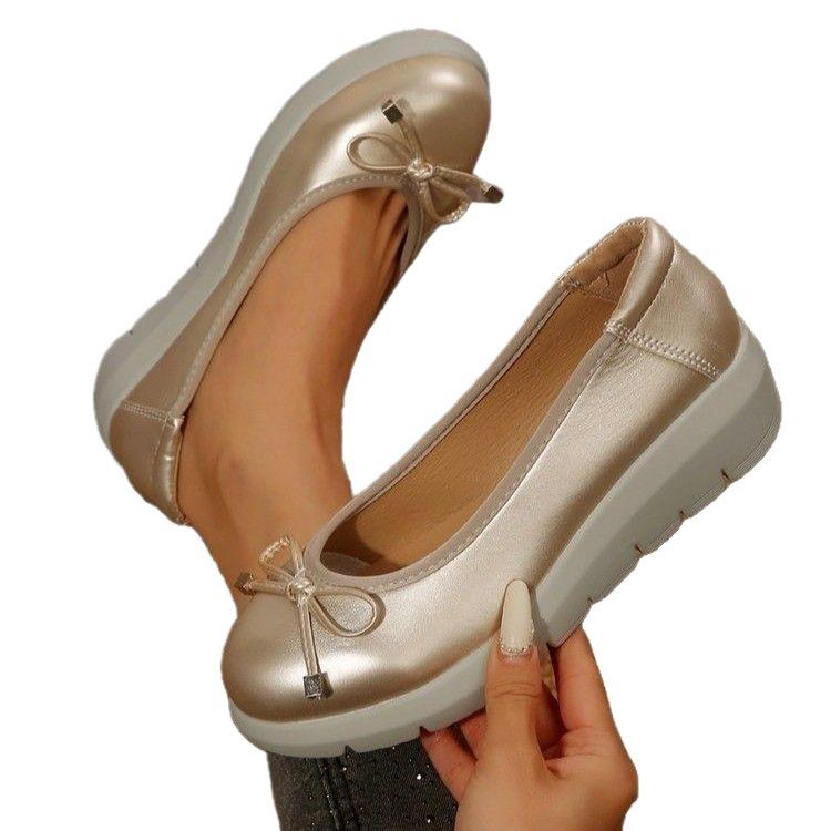 Außenhandel Damen Schuhe Frühling und Sommer neu flacher Mund spitz Keilabsatz Einzel Schuhe Damen Low-Top dicksohlige Muffin Schuhe Gold Silber