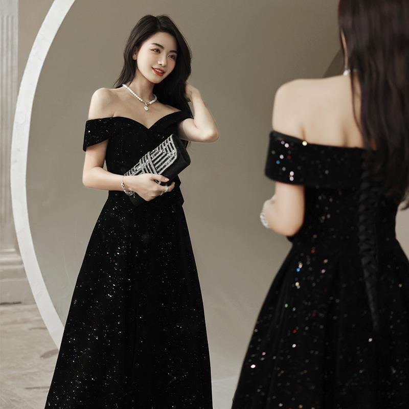 Elegant Women's Black One-Shoulder Evening Gown, Luxurious Banquet or Annual Meeting Dress, Niche High-End Style, Stunningly Beautiful.