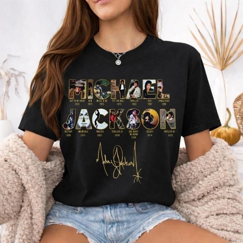 

Michael Jackson 90s Retro Graphic T-T-Shirt, Music Lover Gift, size S-5XL. S