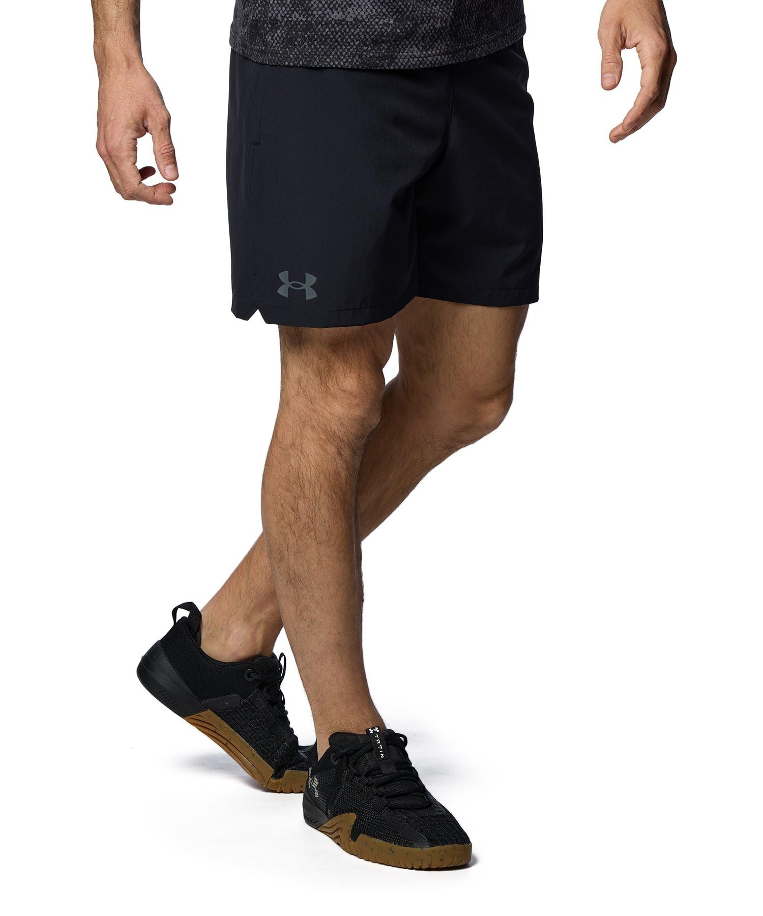 

UA WOVEN 7in Short Black LG [Under Armor] / / чорний