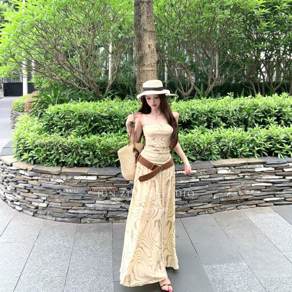 Beautiful dress French tube top suspender skirt waist and thin seaside vacation style swinging long skirt summer dress