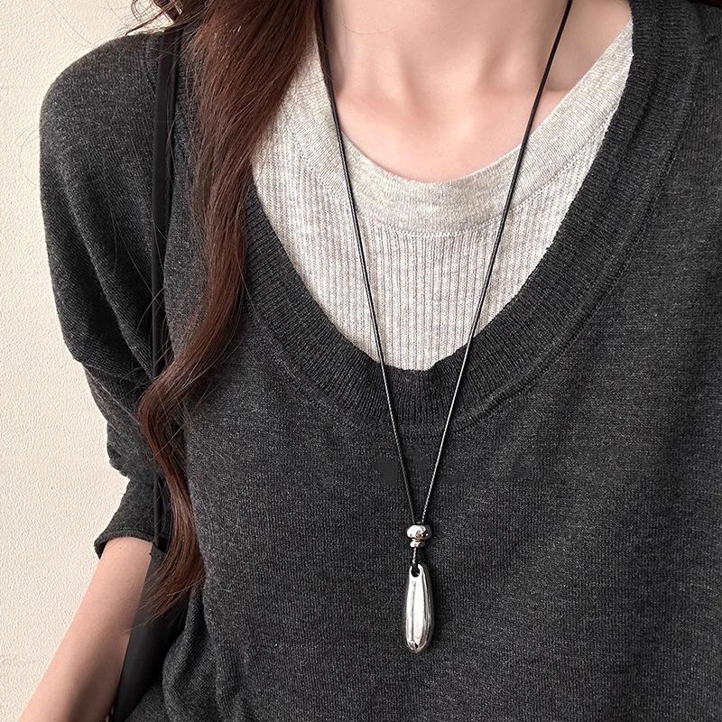 

Minimalist Matte Metal Water Drop Pendant Necklace for Women Personality Wax Rope Long Adjustable Sweater Chain Design Zircon медный