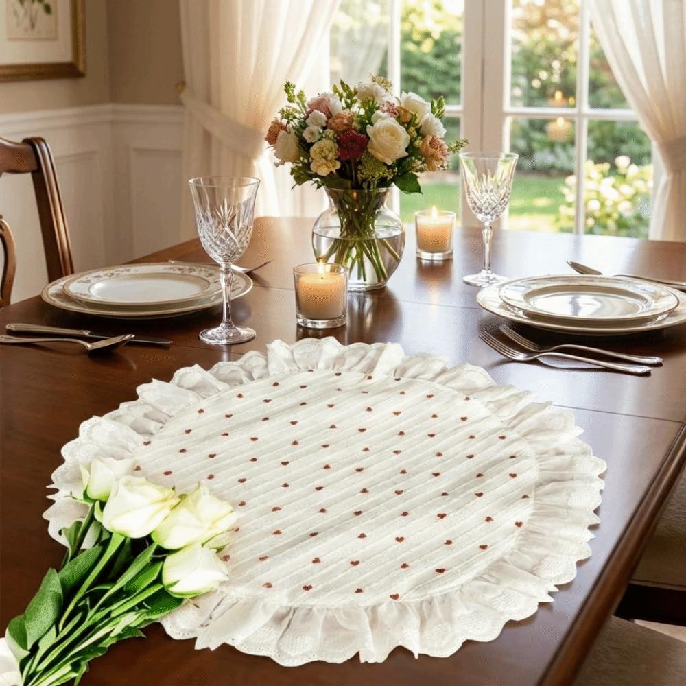 Mädchenhafter Stil Spitze Rüschen Platzsets Quadratisch/Rund Romantische Isolierunterlage Polyester Weiche Herzmuster Platzsets Teeparty