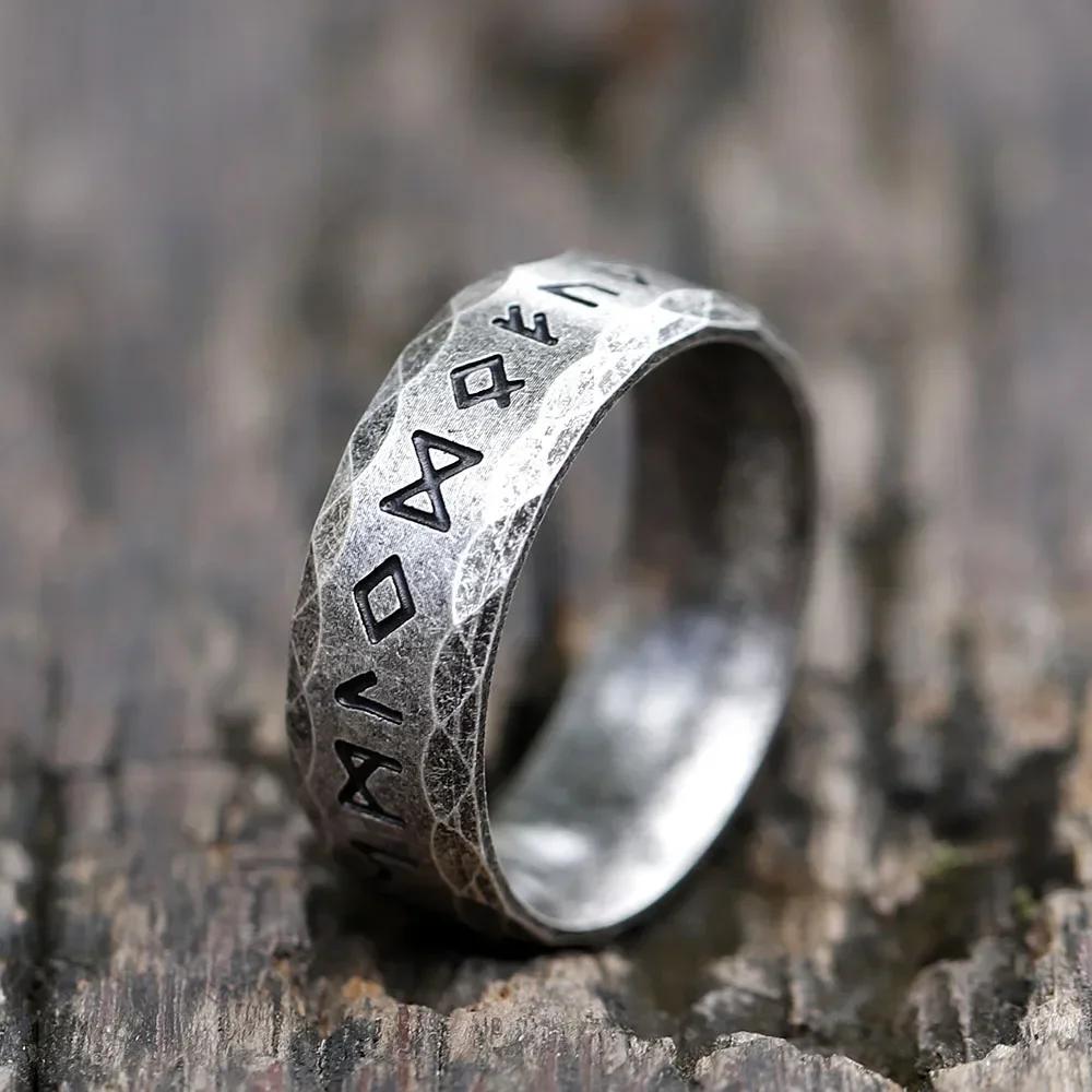 YILUOCD Stainless Steel Viking Runes Ring for Men Women Vintage Nordic Celtic Knot Rings Odin Letter Amulet Jewelry Wholesale