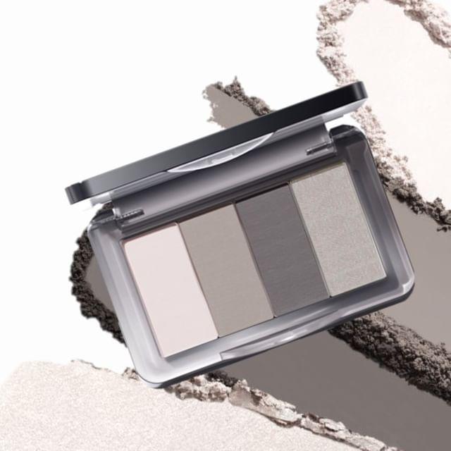 SPENNY - 4-Color Eyeshadow Palette - Cement