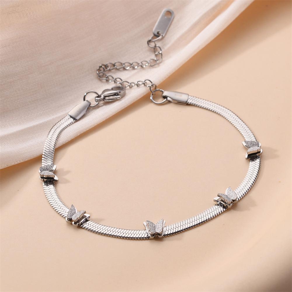 Korean Titanium Steel Four-Leaf Clover Bracelet - Women's Fashion, Versatile & Non-Fading Jewelry