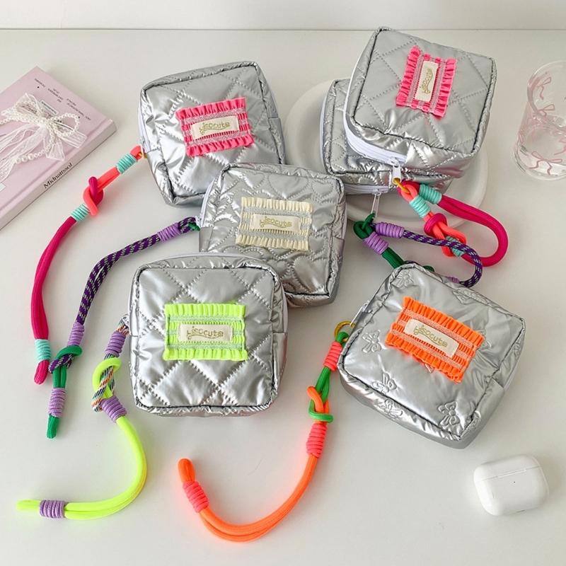 Waterproof Sanitary Pad Storage Pouch Silver Bowknot Design Portable Square Makeup Organizers For Women Travel Essential