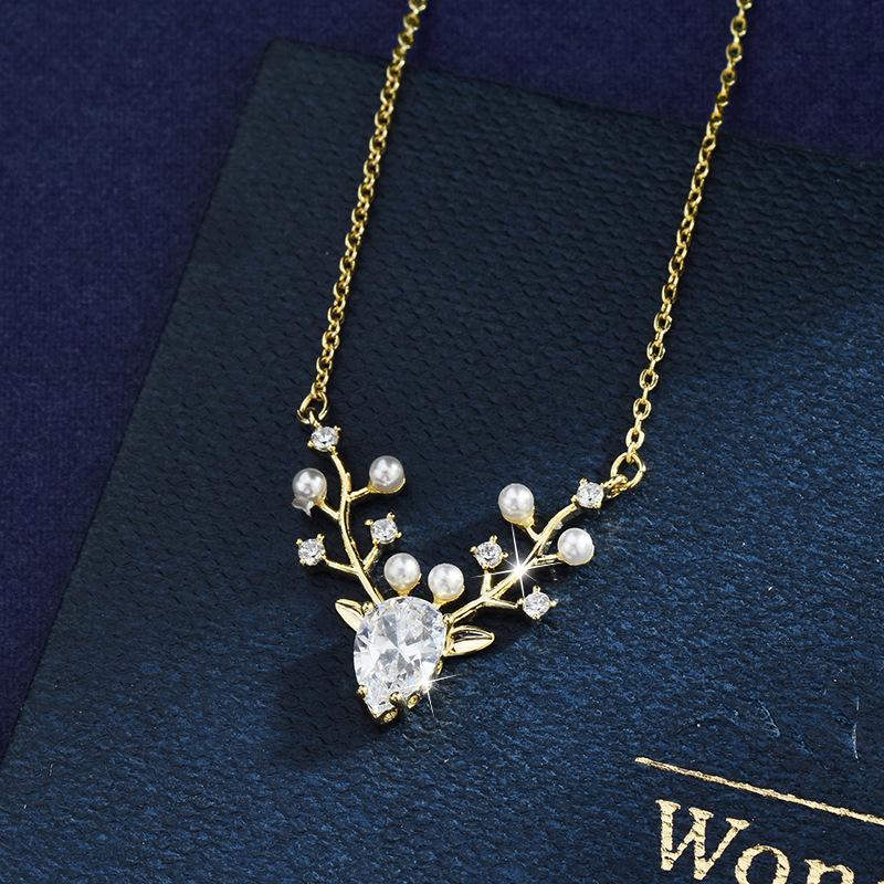 

Trendy New 2022 Elegant Deer Pendant Necklace With Zircon Inlay For Women In Stylish Gold And Silver Colors срібний