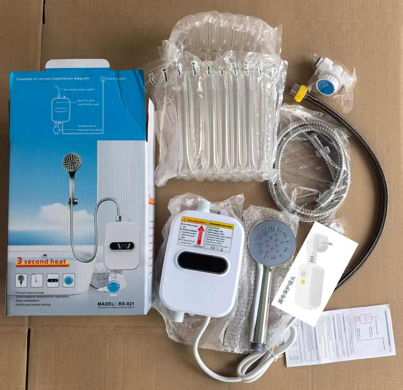 Kompakts instant elektriskais ūdens sildītājs dušām