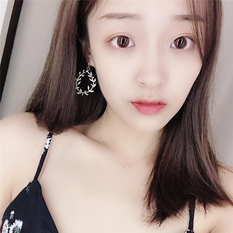 Simple Hollow Drop-shaped Leaf Earrings Women's Stud Earrings Korean Temperament Versatile Leaf Earpins Earrings Earrings