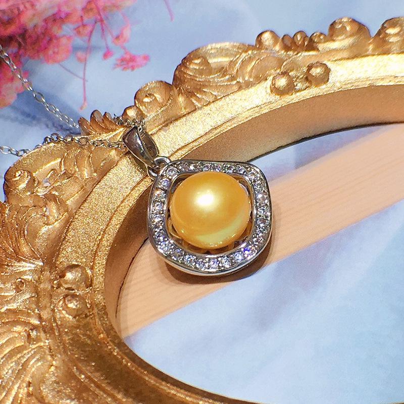 Korean Freshwater Pearl Pendant for Women - 8-9mm, High Luster, 18K Gold Plated, Elegant Jewelry