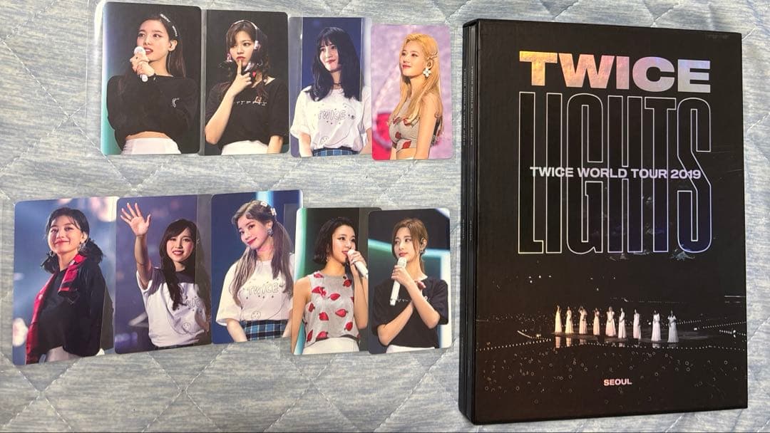 

[USED] TWICE LIGHTS In Seoul 2019 Discontinued Product