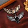 Elegant Bird Brooch Charm Animal Pin Bird Brooch Pin Sparkling Lapel Pin Alloy Texture Suitable for Stylish Backpack