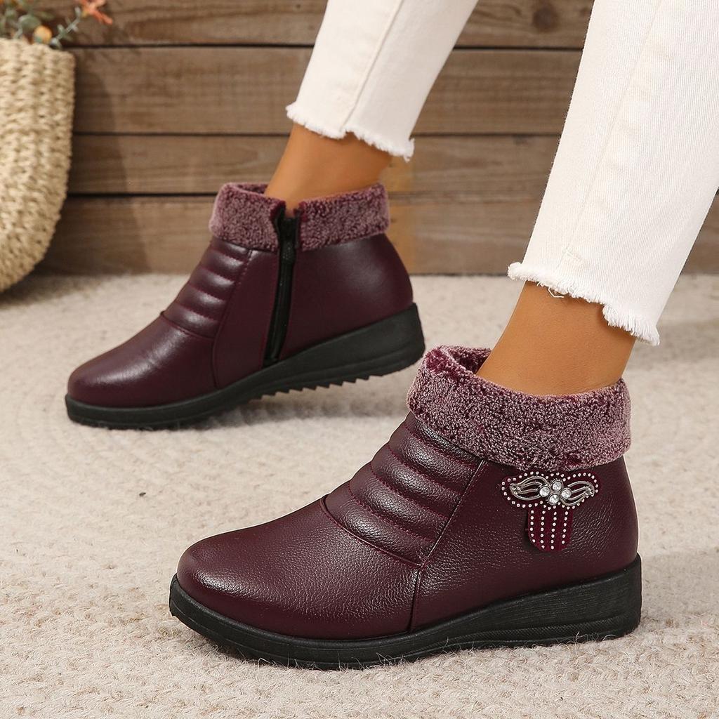 Warm Mother Cotton Shoes 2025 Velvet Boots Women's Short Boots Soft Sole Non-slip Lazy Leather Shoes Middle-aged and Elderly Women's Shoes