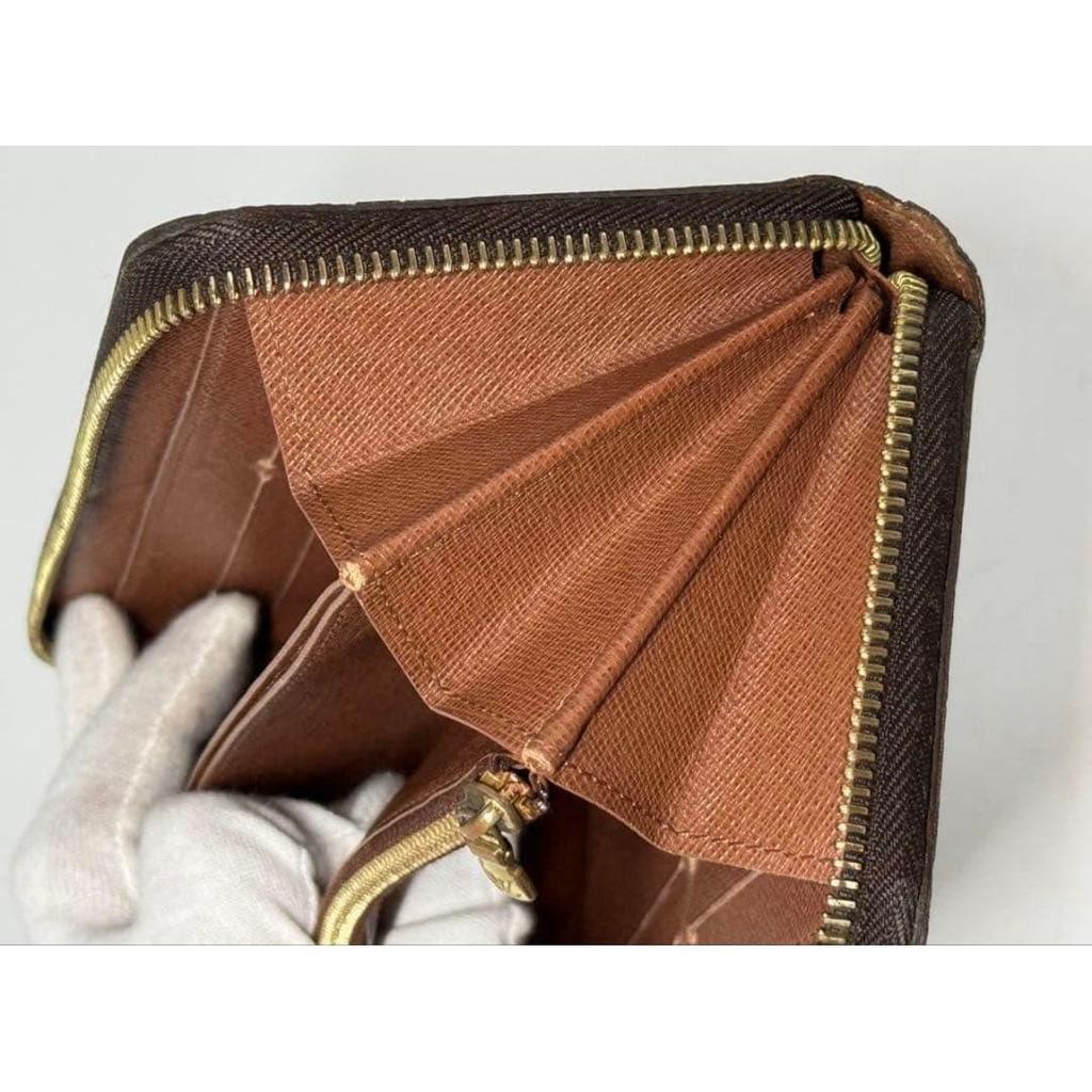 Used LOUIS VUITTON Monogram Round Zip Long Wallet