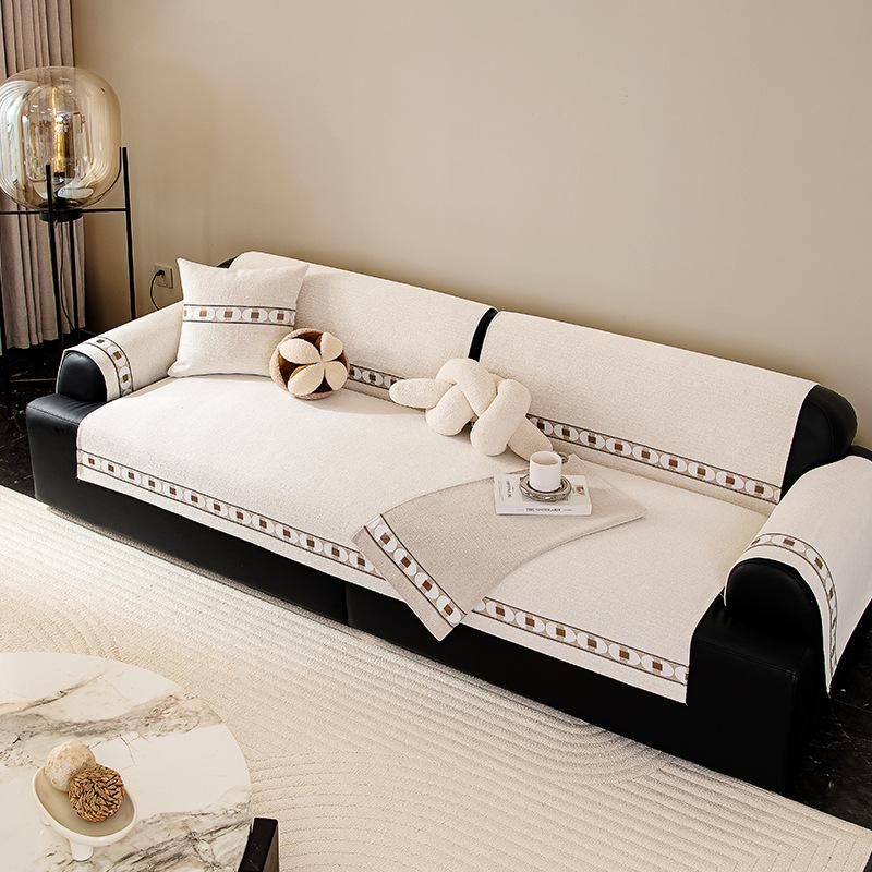 Four Seasons Universal  Autumn And Winter New Leather Solid Wood Sofa Cushion Cover Cloth Non-Slip Backrest Towel Cover Seat Cover