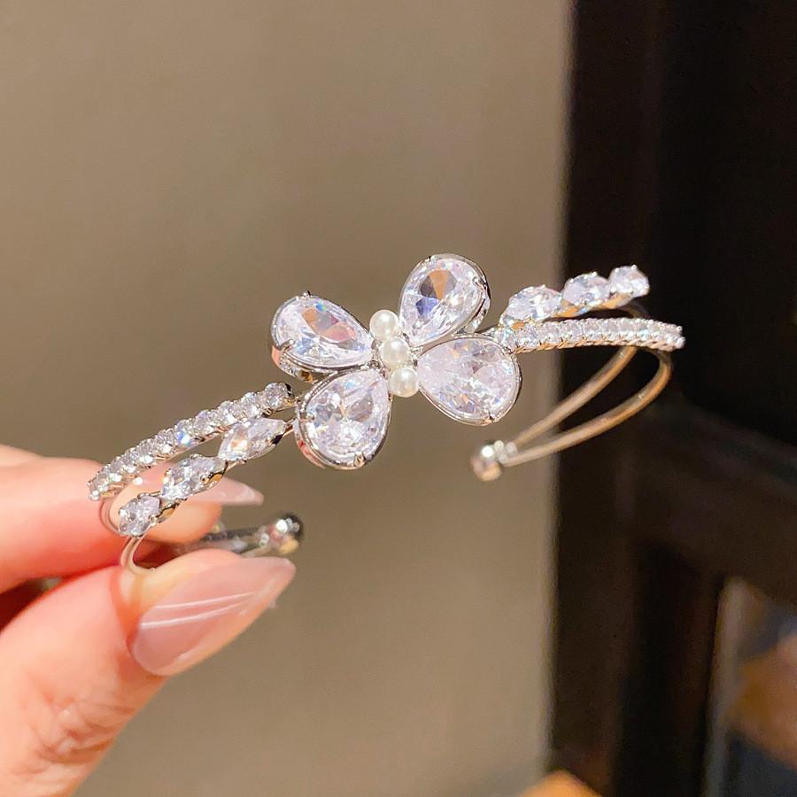 Fashion Butterfly Zircon Double Layer Bracelet For Women With Elegant Silver Finish