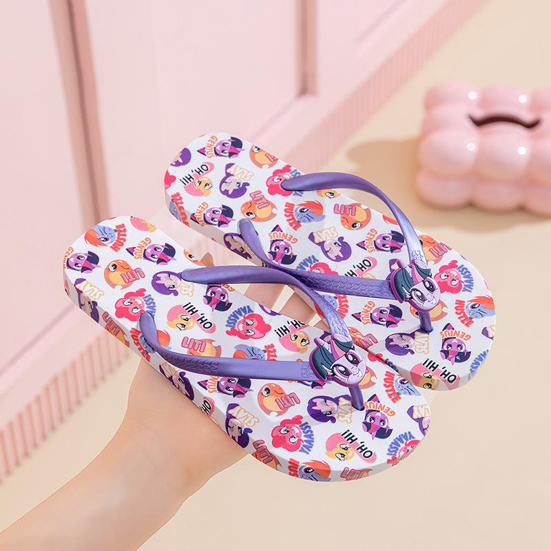 

New Style Girls Shoes - Cartoon Beach Flip-flops for Casual Use with Anti-slip Properties 32-33 фиолетовый