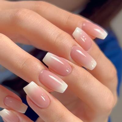 24 Peças Unha Postiça Curta Rosa Branco Mudança Gradual Arte de Unhas Peça de Unha Postiça Peça de Unha Postiça Unhas de Pressão