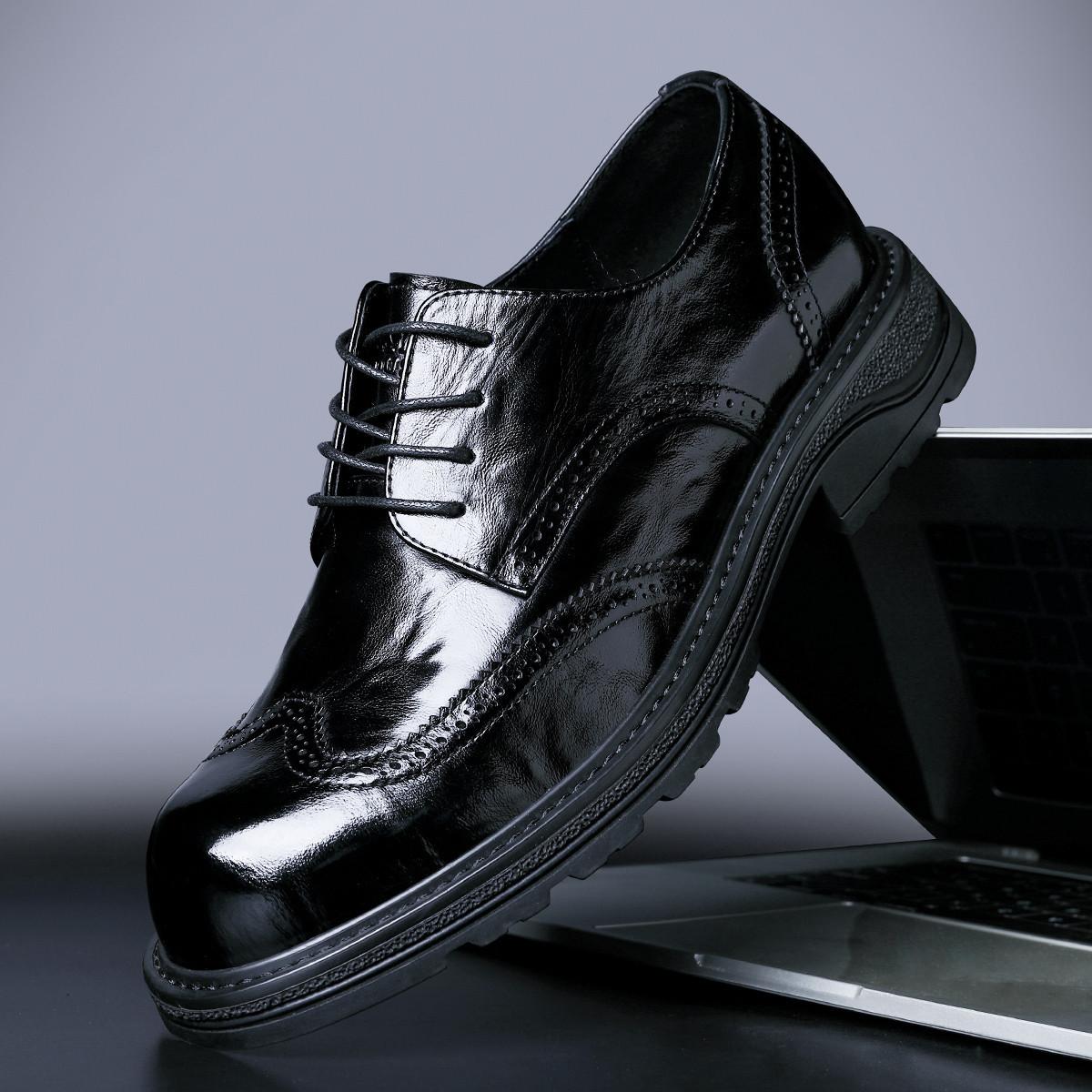 

Wenzhou leather shoes men s formal business block leather men s shoes first layer cowhide British style wedding big head tide wedding shoes 43