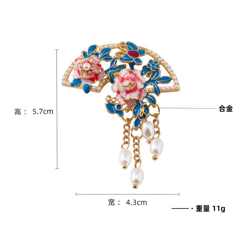 Flower brooch autumn and winter fashion brooch niche high-end design sense pin temperament accessories